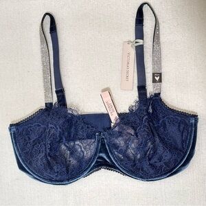 NWT Victoria’s Secret Dream Angel Push Up w/out padding blue velvet lace 36DD‌‍‍